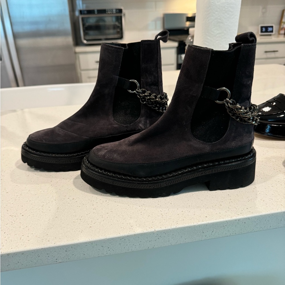 Homer Boot with silver chain, size 36.5